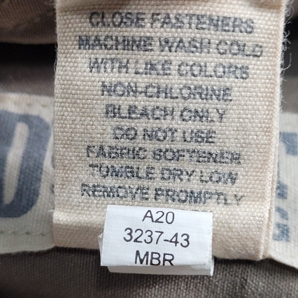 Duluth Trading Flex Dry on the Fly Shorts Mens 34 Brown Excellent Hiking Utility - Picture 5 of 11